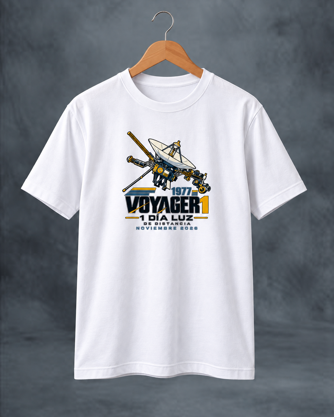 Camiseta Voyager 1 - 1 Día Luz