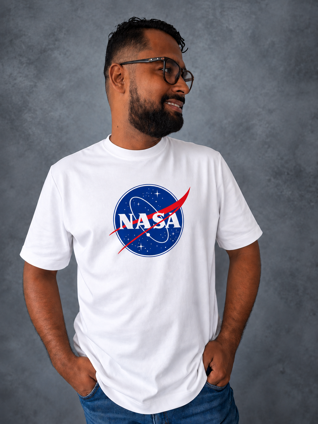 Camiseta NASA Insignia Espacial – Blanco