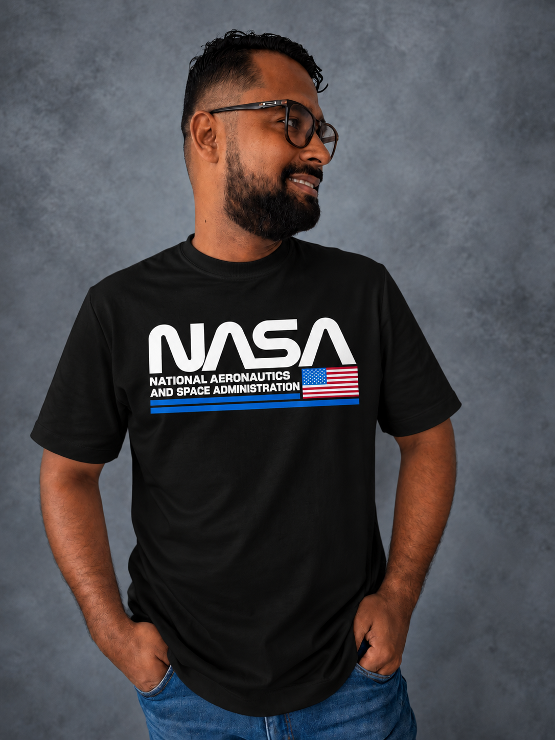 Camiseta NASA: Exploración Espacial Negra