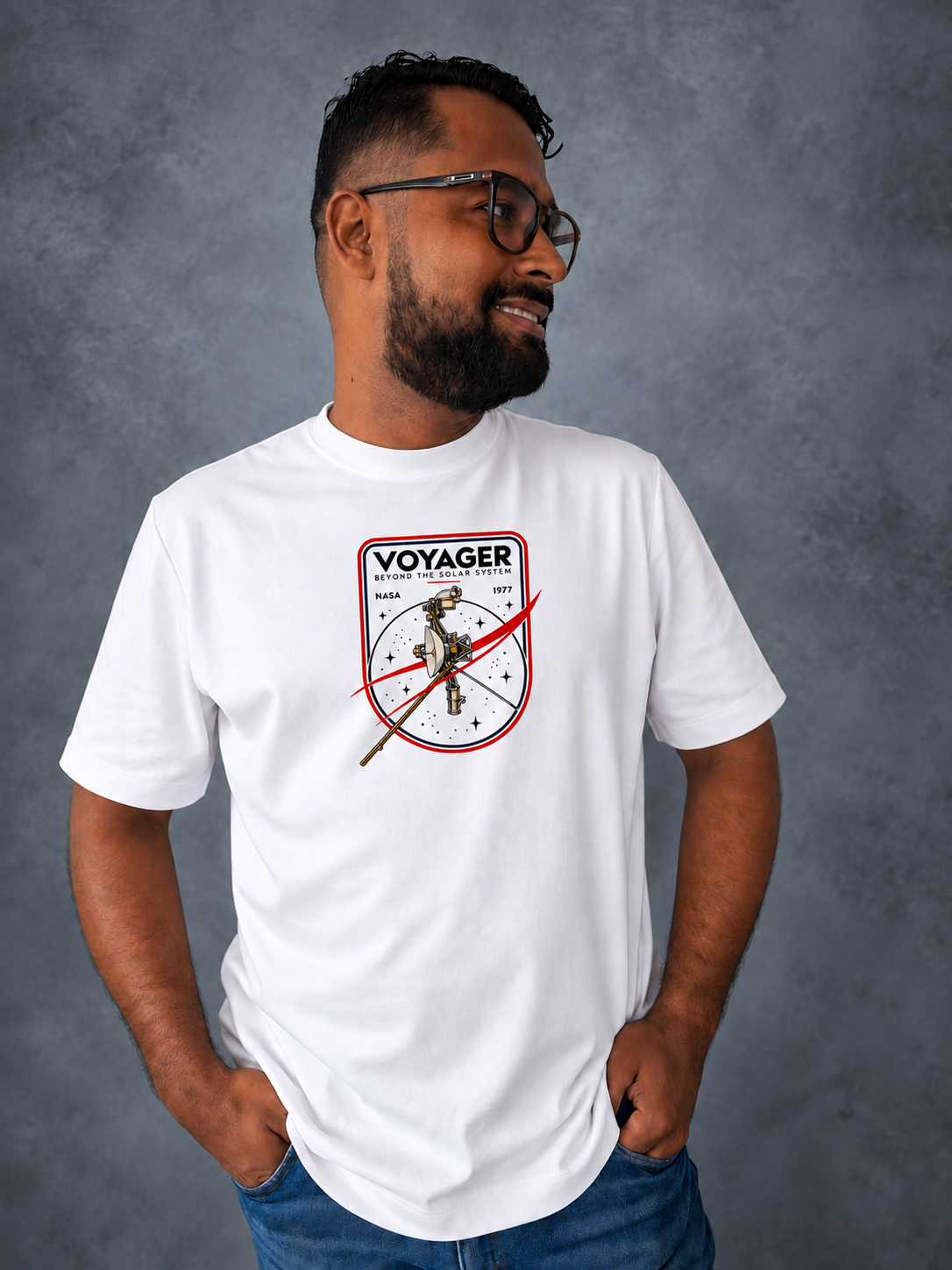 Camiseta Voyager: Más Allá del Sistema Solar